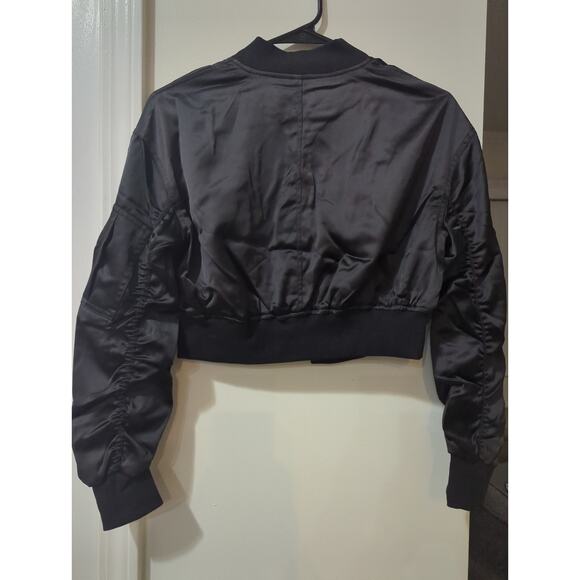 Choosy Satin Bomber Jacket Black Size 2 NWT - Picture 4 of 4